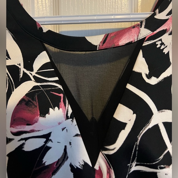 RW&Co Dress - Sheer V Chest - Size 8 - Picture 3 of 4